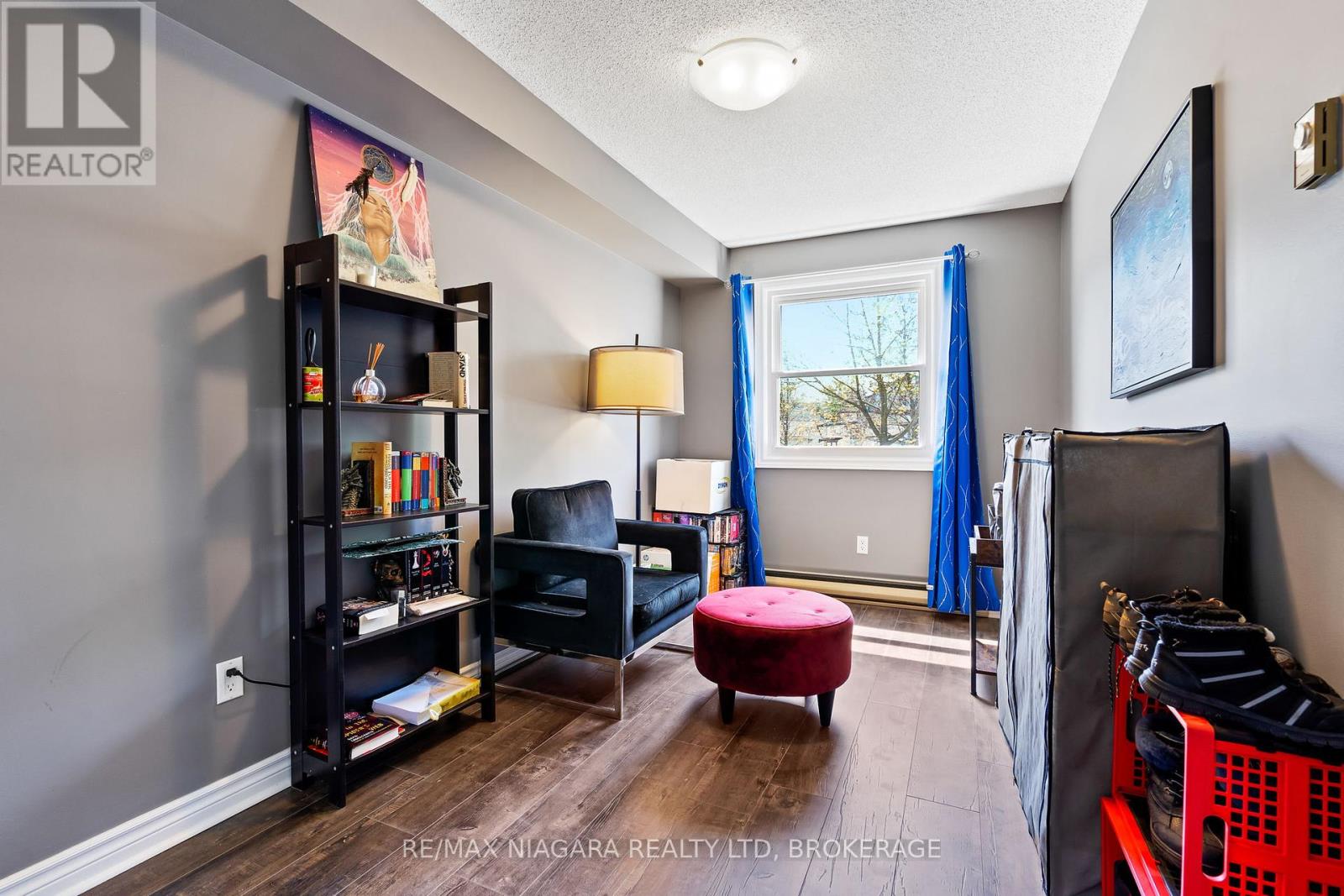 2 Walnut Street, St. Catharines (456 - Oakdale), Ontario  L2H 1H3 - Photo 17 - X12033243