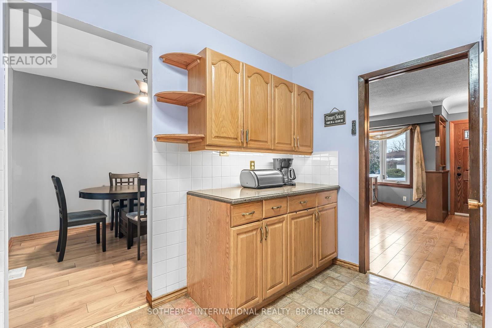 4 Huntley Crescent, St. Catharines (Carlton/bunting), Ontario  L2M 6E6 - Photo 10 - X12035424