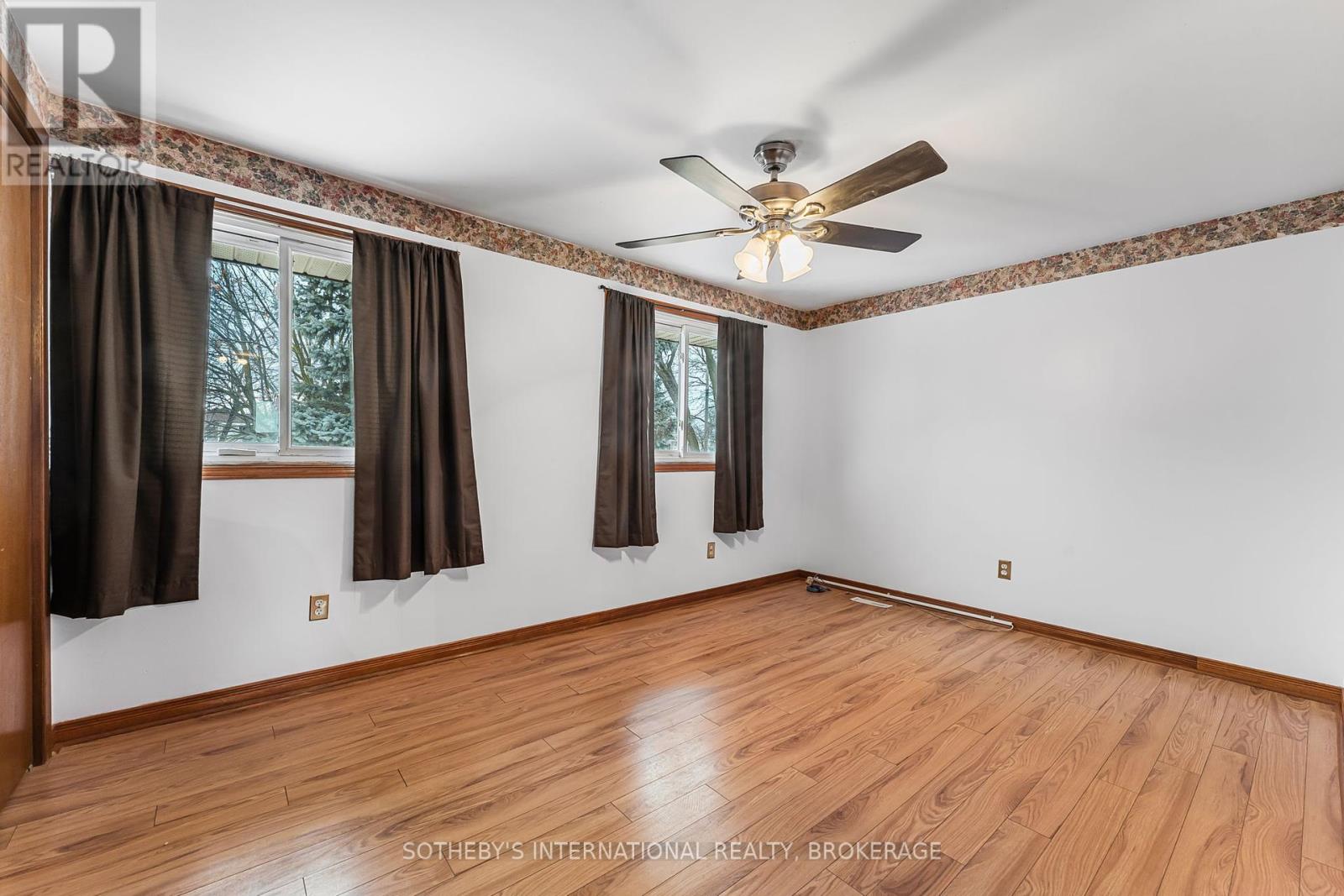 4 Huntley Crescent, St. Catharines (Carlton/bunting), Ontario  L2M 6E6 - Photo 17 - X12035424