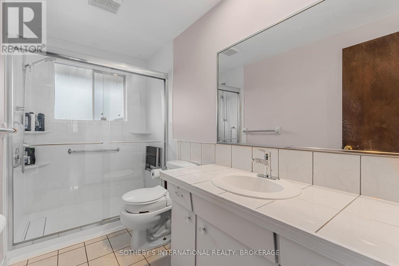 4 Huntley Crescent, St. Catharines (Carlton/bunting), Ontario  L2M 6E6 - Photo 19 - X12035424