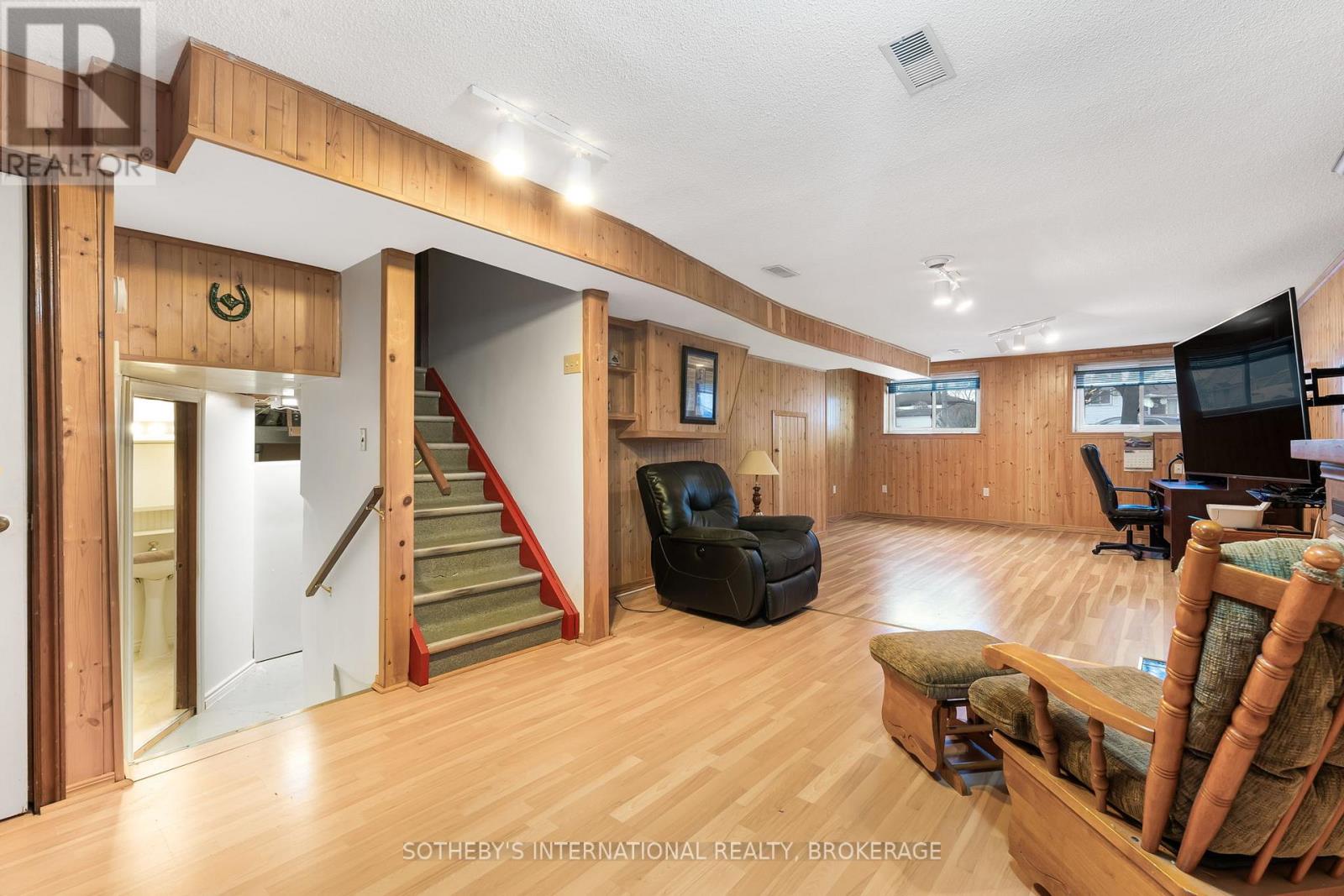 4 Huntley Crescent, St. Catharines (Carlton/bunting), Ontario  L2M 6E6 - Photo 25 - X12035424
