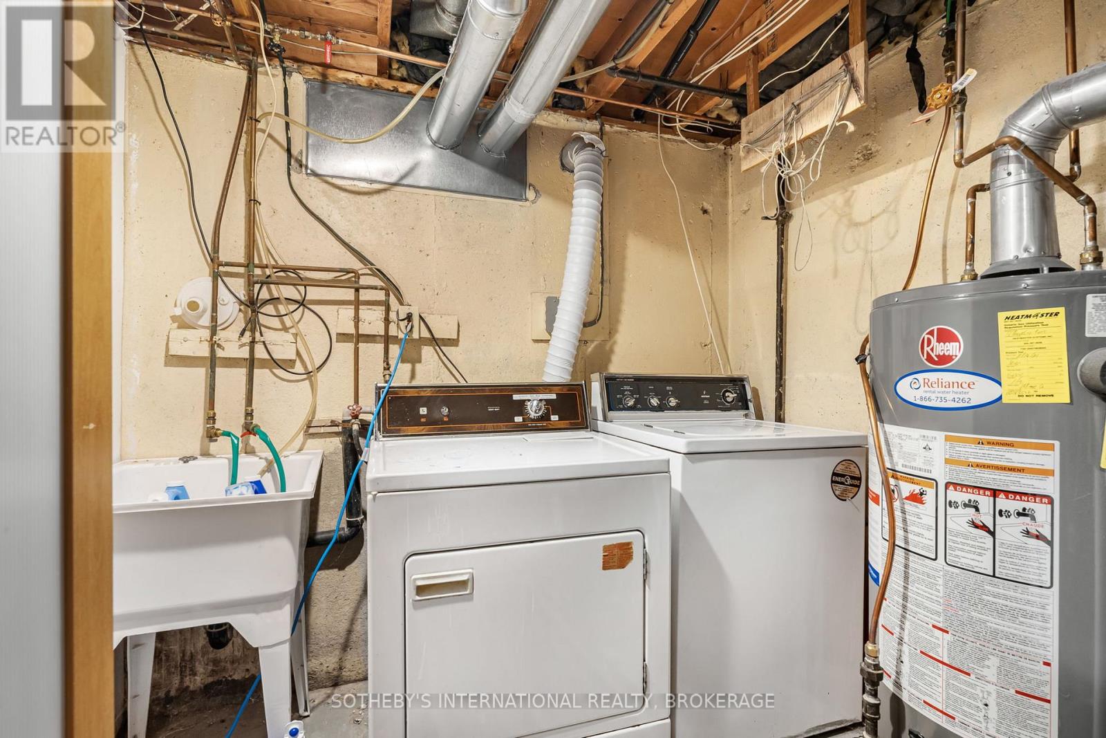 4 Huntley Crescent, St. Catharines (Carlton/bunting), Ontario  L2M 6E6 - Photo 32 - X12035424