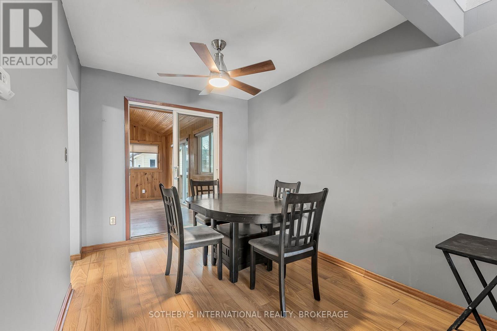 4 Huntley Crescent, St. Catharines (Carlton/bunting), Ontario  L2M 6E6 - Photo 8 - X12035424