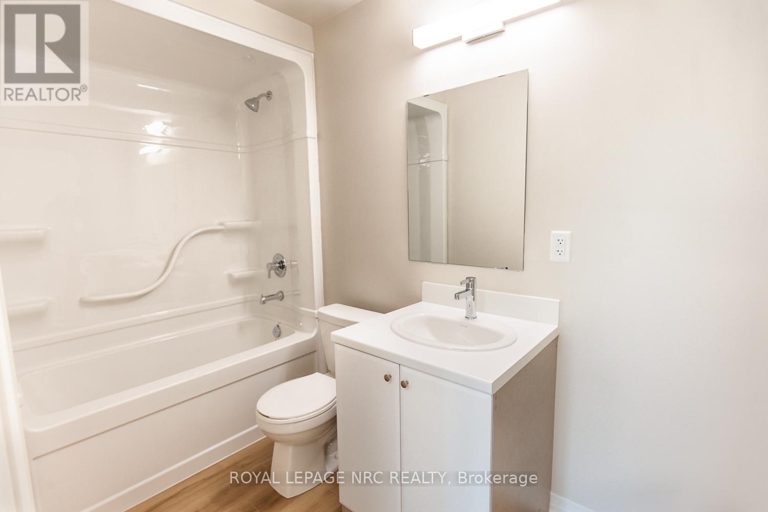Gl06 - 50 Herrick Avenue, St. Catharines (456 - Oakdale), Ontario  L2P 2T9 - Photo 5 - X12036756