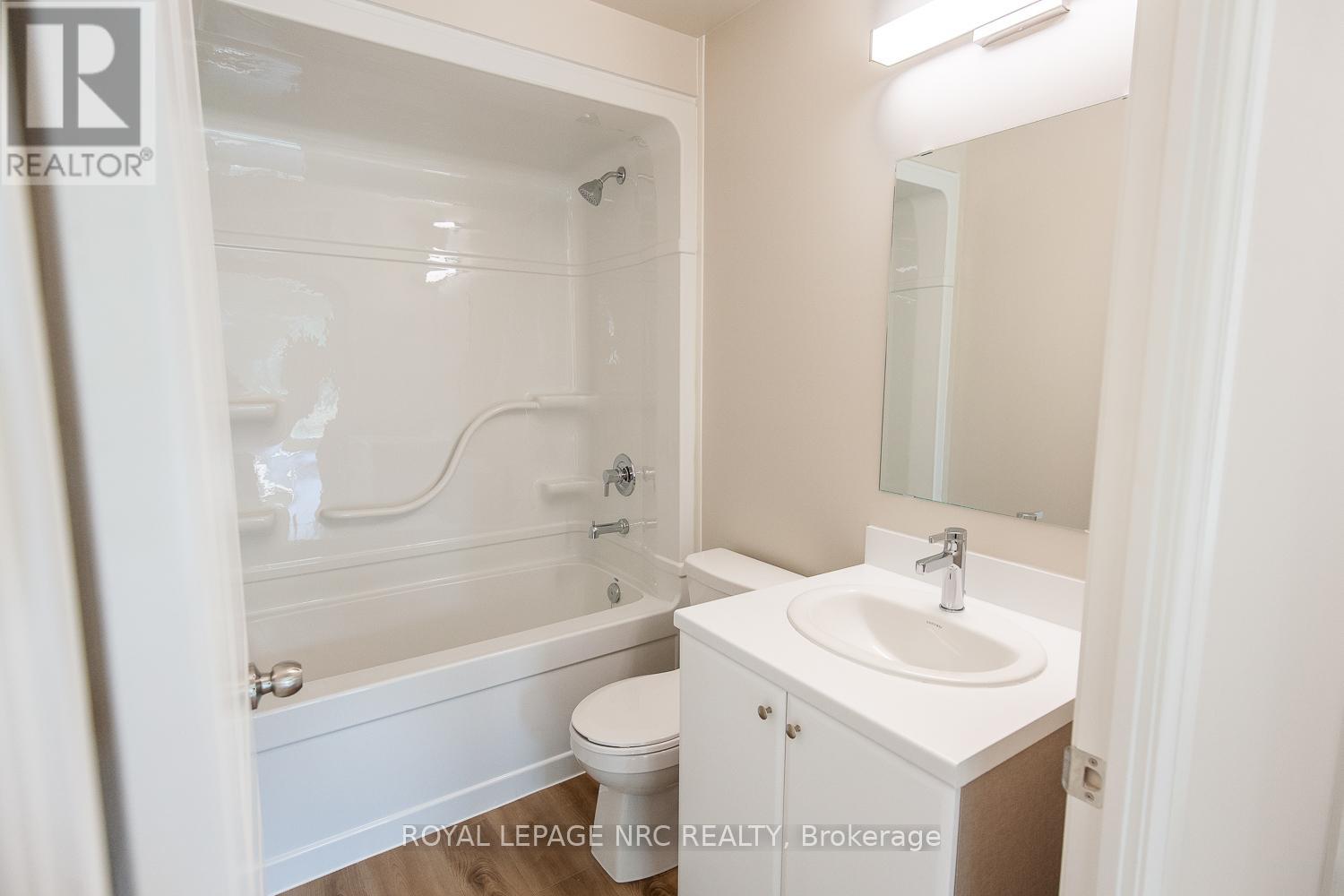 Gl06 - 50 Herrick Avenue, St. Catharines (456 - Oakdale), Ontario  L2P 2T9 - Photo 7 - X12036756