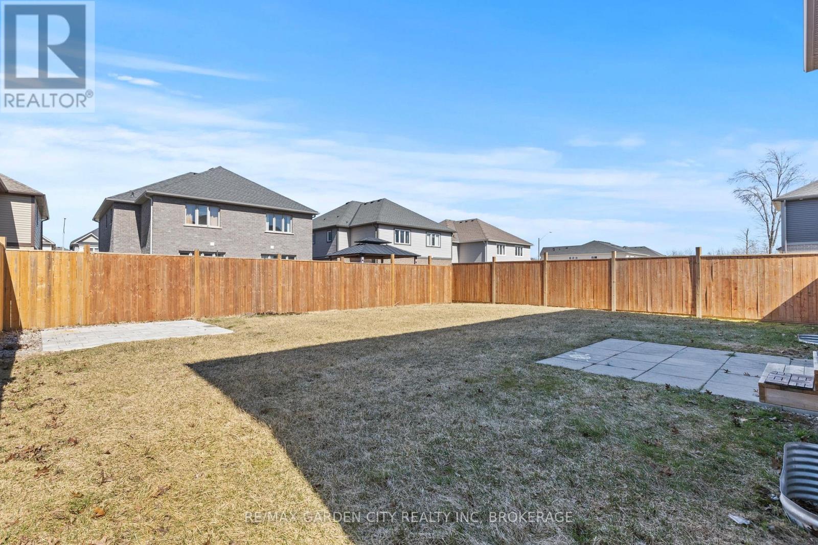 4377 Willick Road, Niagara Falls (224 - Lyons Creek), Ontario  L2G 0Y3 - Photo 43 - X12038945