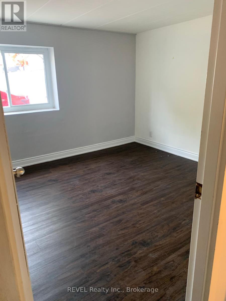 2 - 620 King Street, Port Colborne (877 - Main Street), Ontario  L3K 4H7 - Photo 5 - X12043717