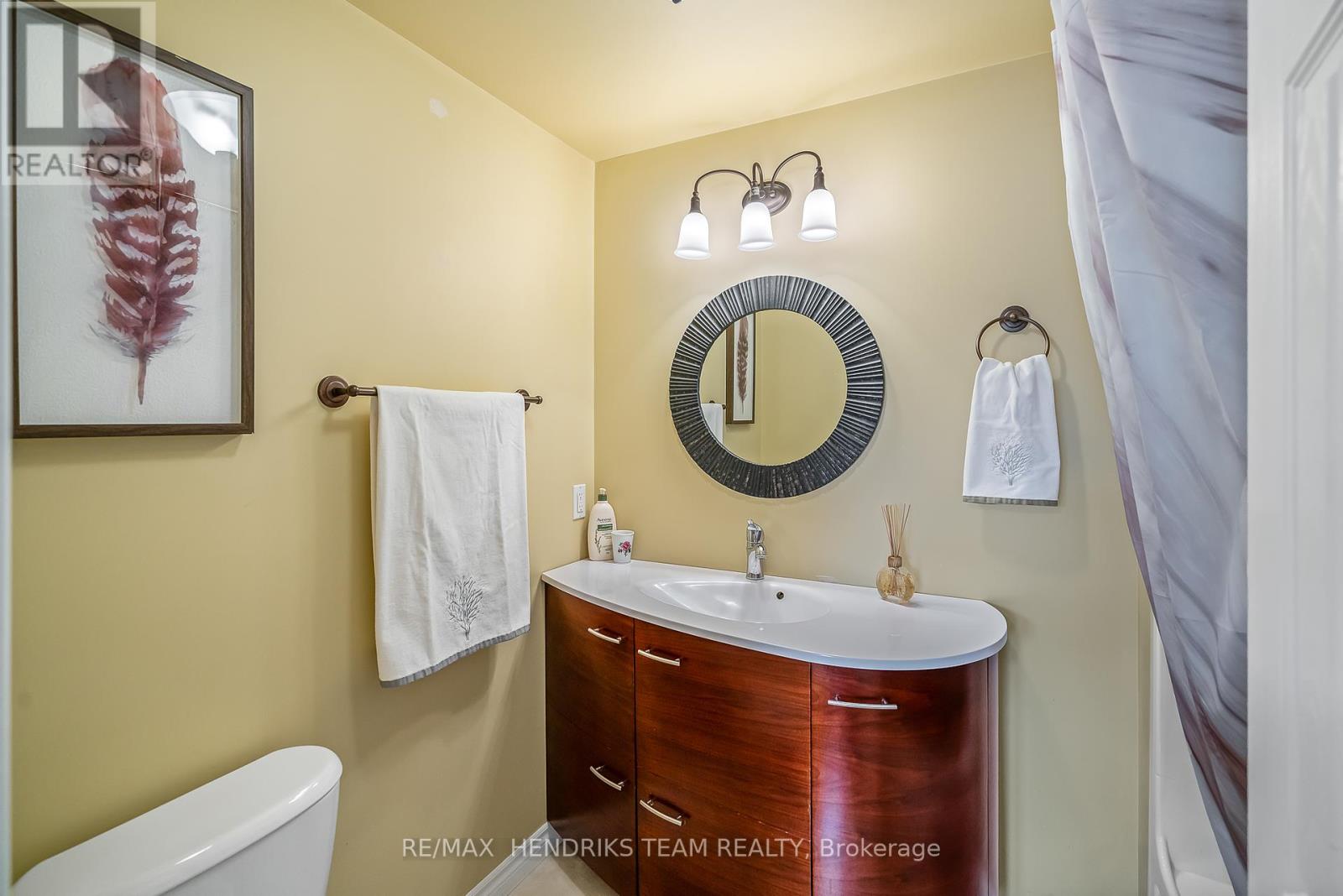 415 Riverside Drive, Welland (772 - Broadway), Ontario  L3C 5E8 - Photo 24 - X12045800