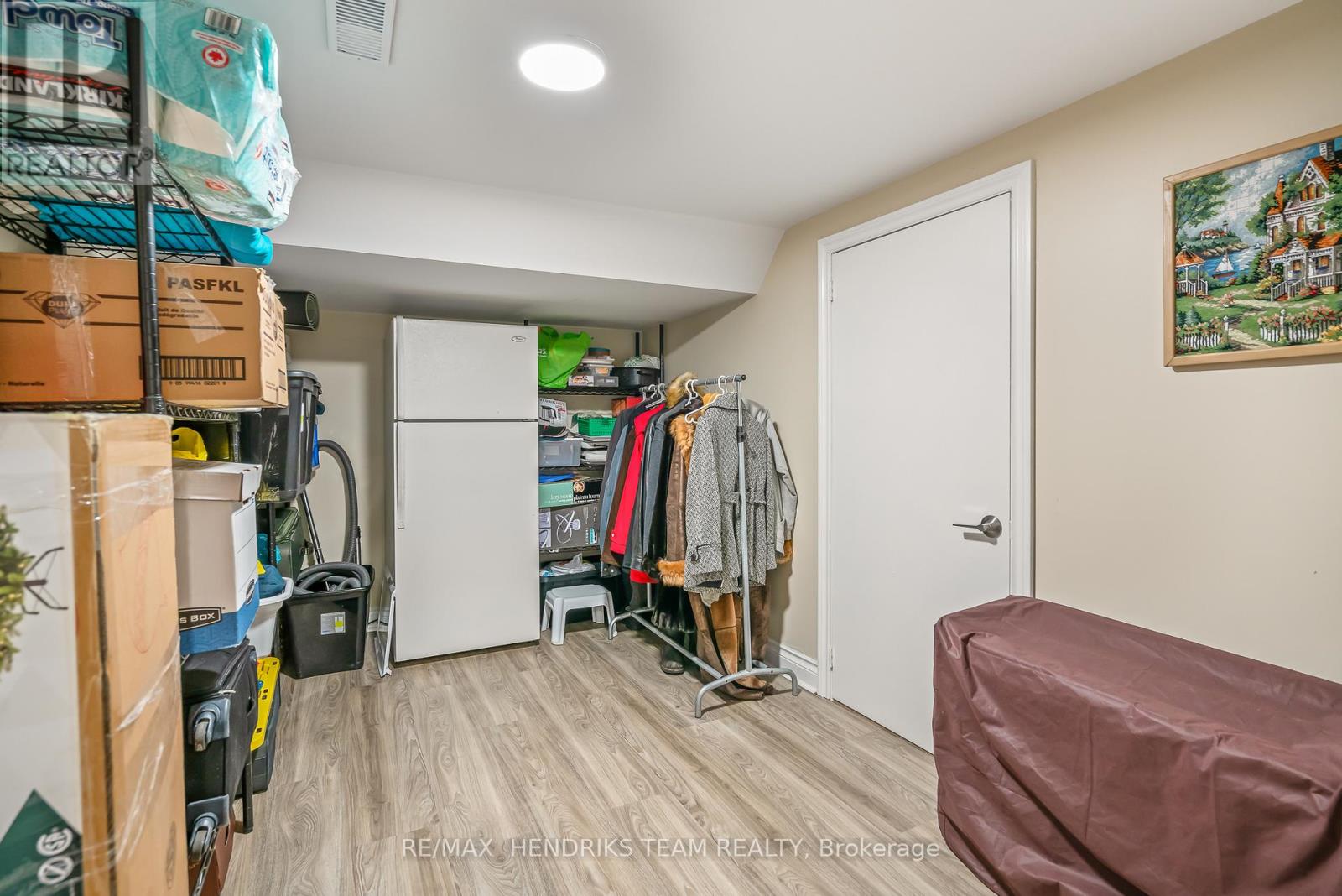 415 Riverside Drive, Welland (772 - Broadway), Ontario  L3C 5E8 - Photo 30 - X12045800