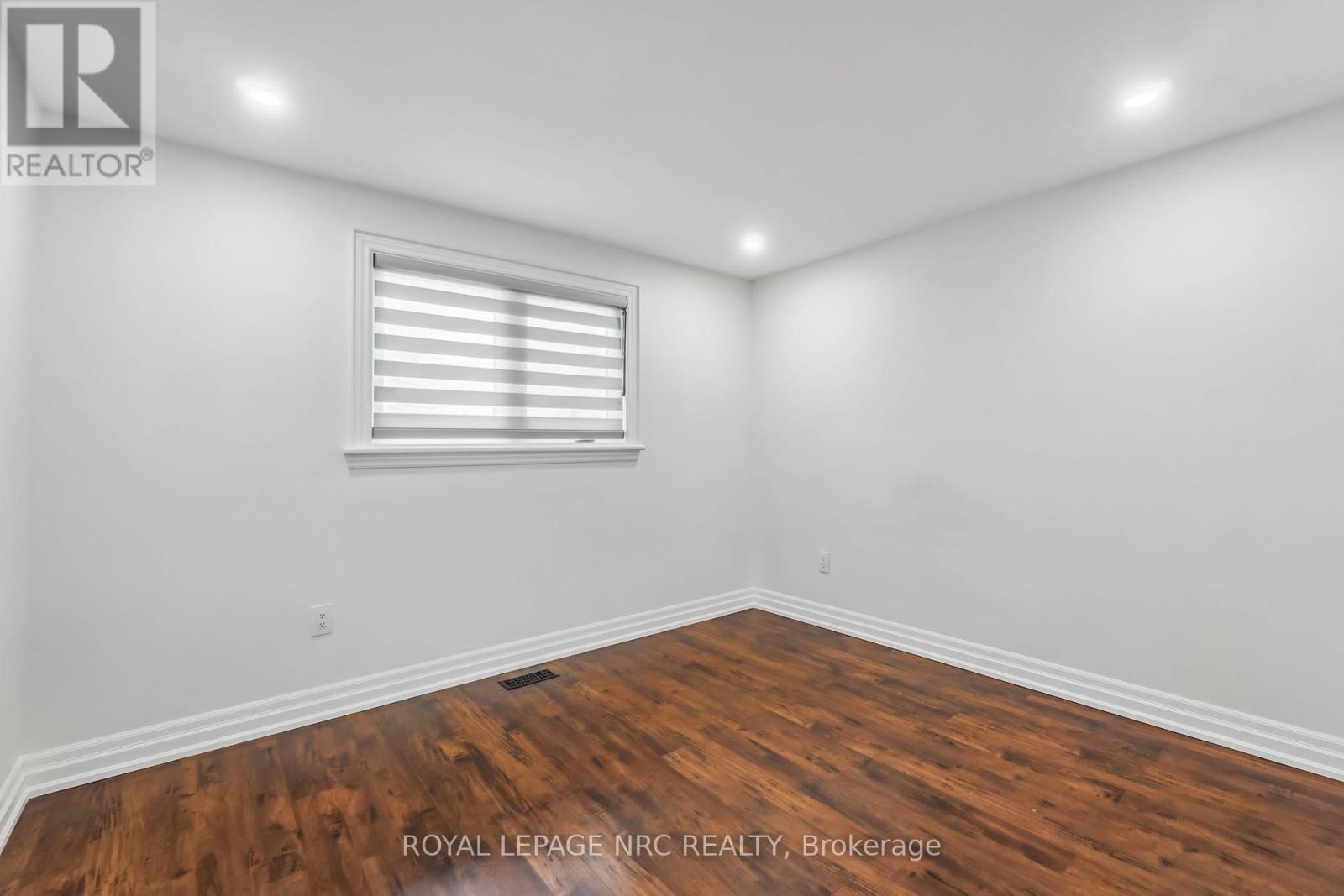 701 Upper Paradise Road, Hamilton (Gilkson), Ontario  L9C 5R1 - Photo 20 - X12046987