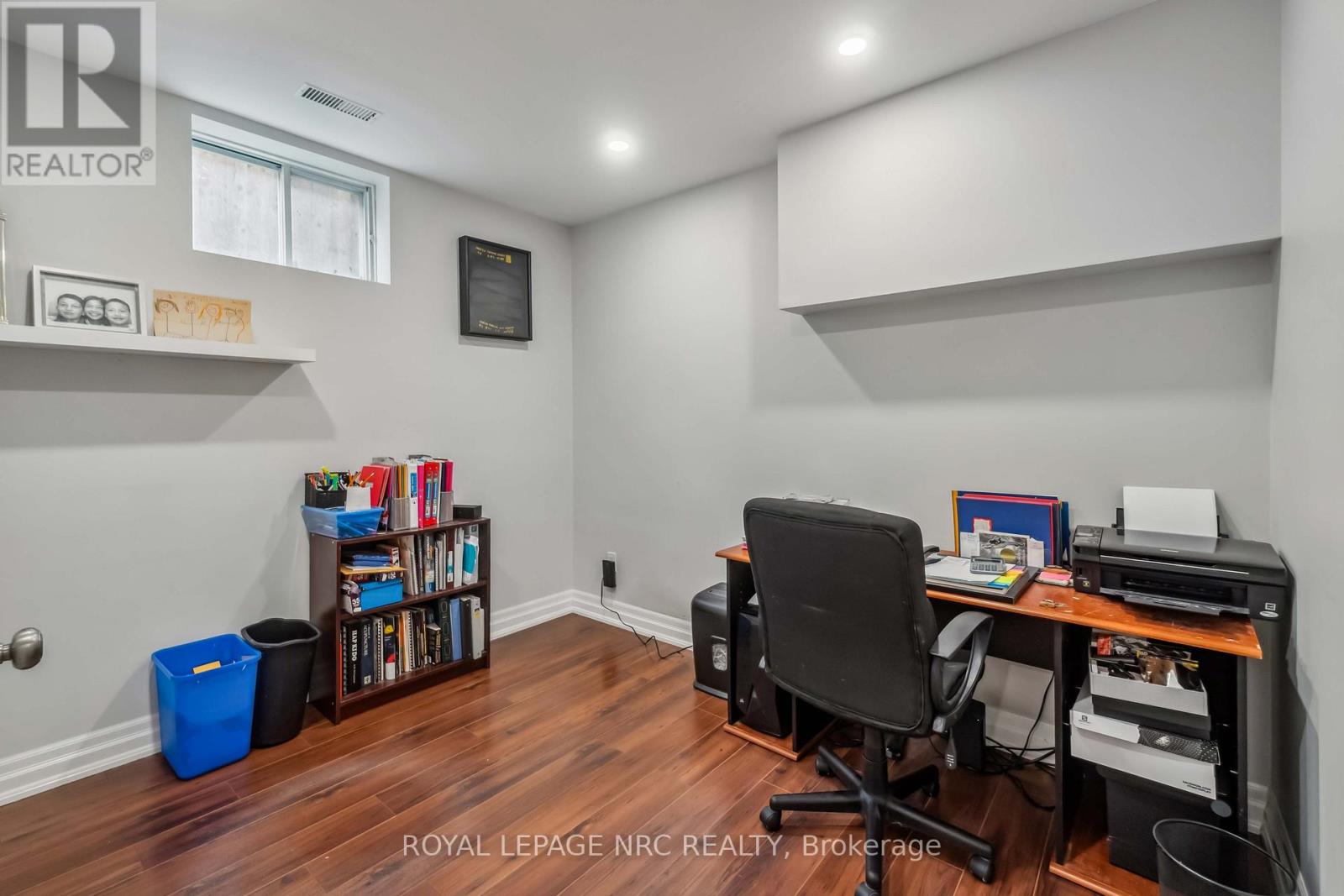 701 Upper Paradise Road, Hamilton (Gilkson), Ontario  L9C 5R1 - Photo 22 - X12046987