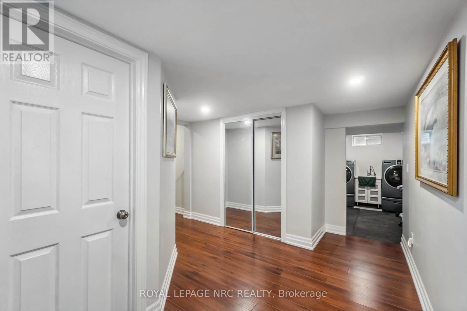 701 Upper Paradise Road, Hamilton (Gilkson), Ontario  L9C 5R1 - Photo 27 - X12046987