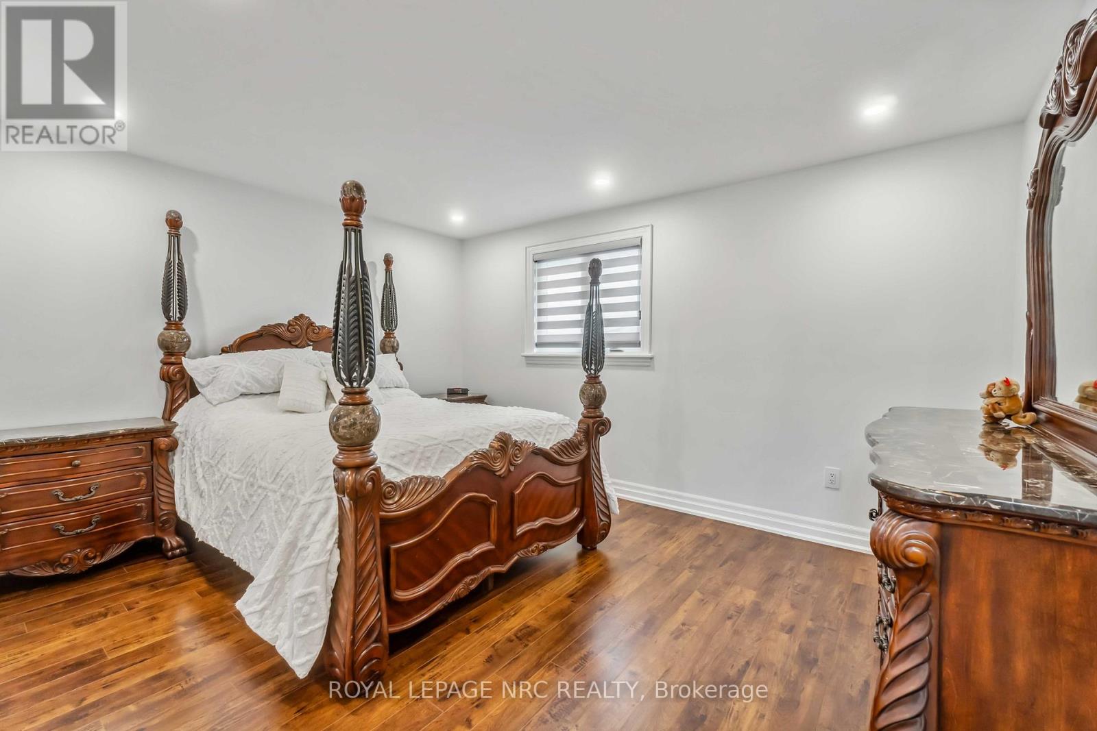 701 Upper Paradise Road, Hamilton (Gilkson), Ontario  L9C 5R1 - Photo 37 - X12046987