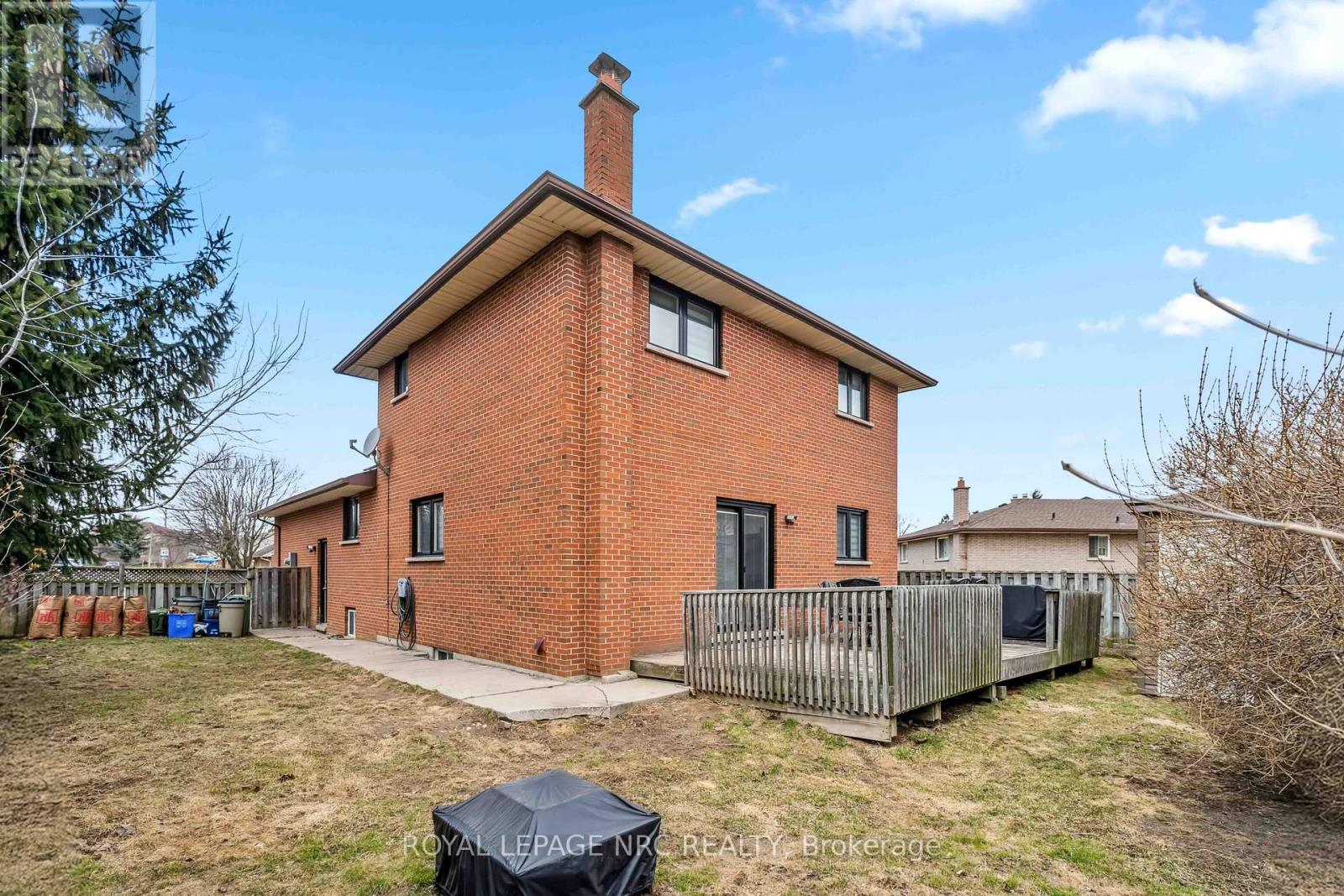 701 Upper Paradise Road, Hamilton (Gilkson), Ontario  L9C 5R1 - Photo 44 - X12046987
