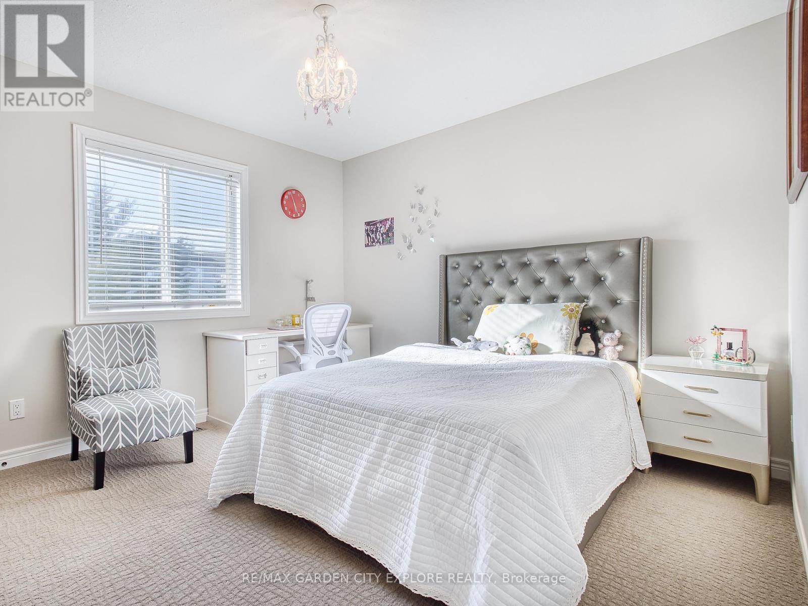 29 Agincourt Crescent, St. Catharines (462 - Rykert/vansickle), Ontario  L2S 4B4 - Photo 32 - X12047450