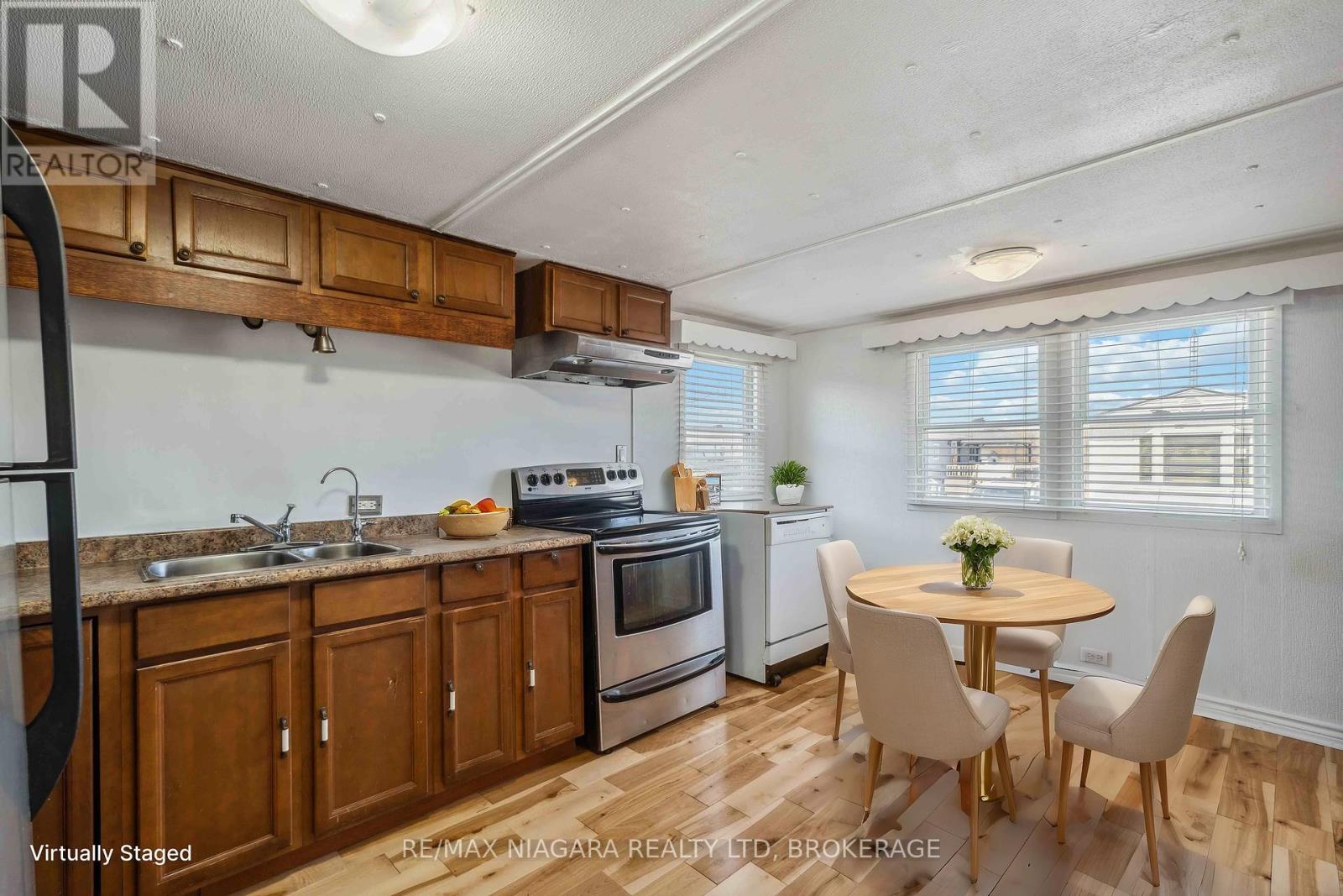 21 - 2175 Mewburn Road, Niagara Falls (207 - Casey), Ontario  L2E 6S4 - Photo 18 - X12047624