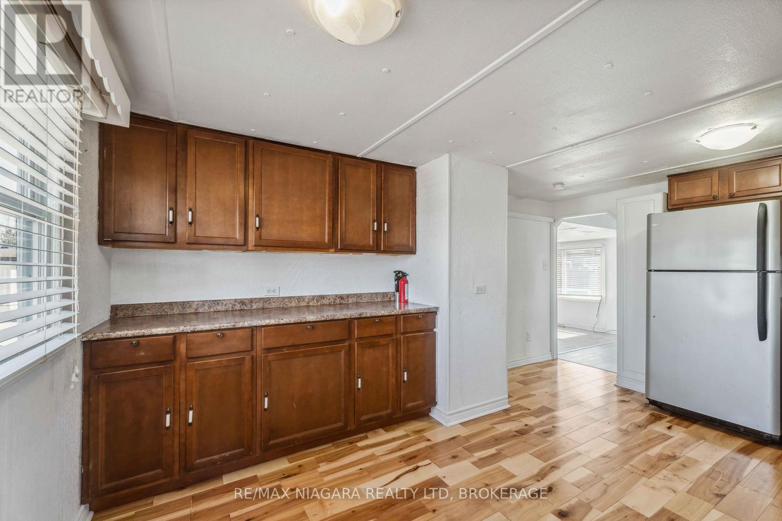 21 - 2175 Mewburn Road, Niagara Falls (207 - Casey), Ontario  L2E 6S4 - Photo 21 - X12047624