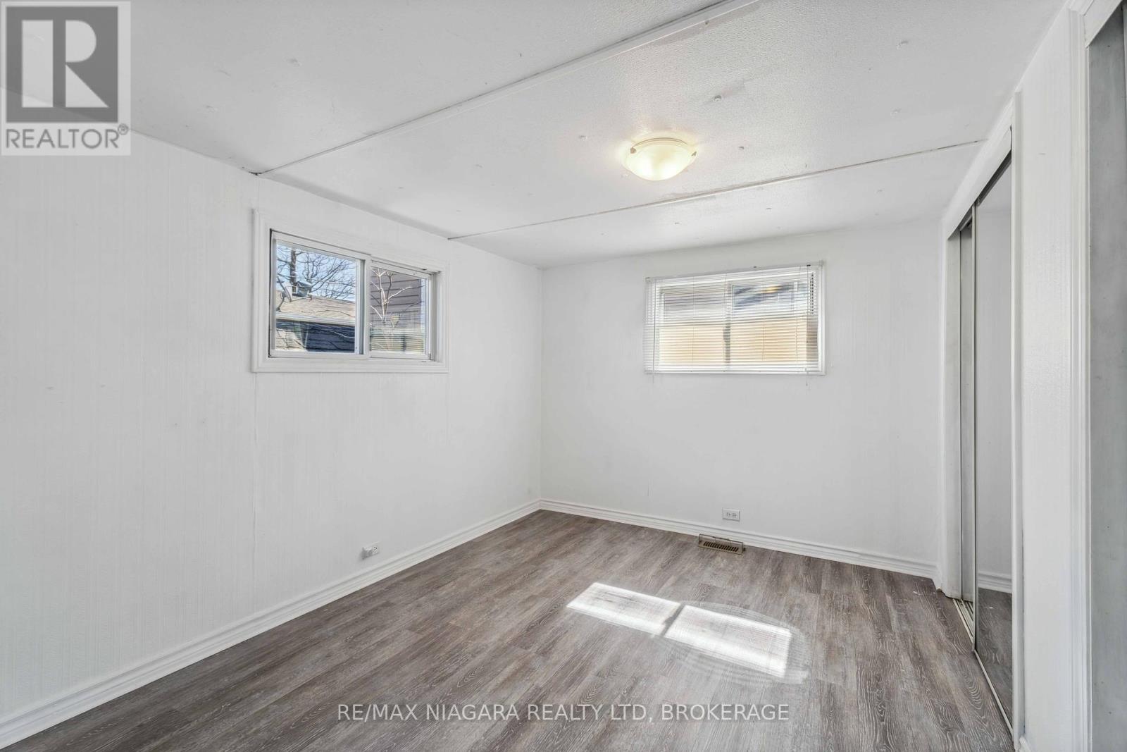 21 - 2175 Mewburn Road, Niagara Falls (207 - Casey), Ontario  L2E 6S4 - Photo 27 - X12047624