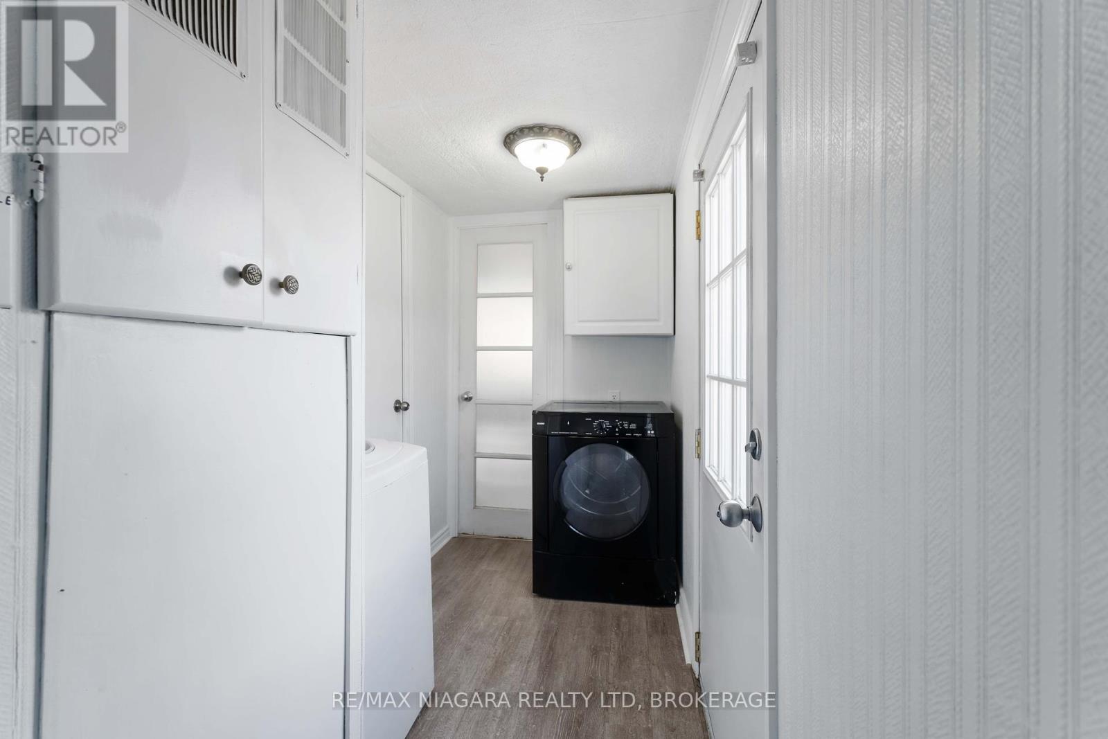 21 - 2175 Mewburn Road, Niagara Falls (207 - Casey), Ontario  L2E 6S4 - Photo 30 - X12047624