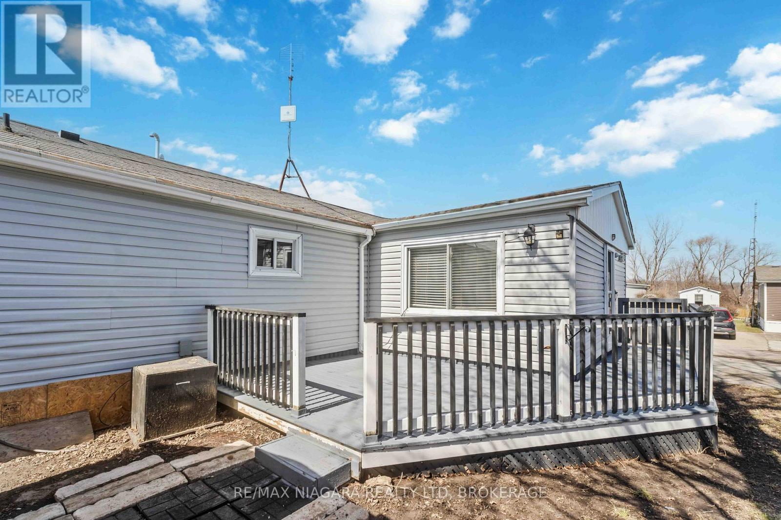 21 - 2175 Mewburn Road, Niagara Falls (207 - Casey), Ontario  L2E 6S4 - Photo 32 - X12047624