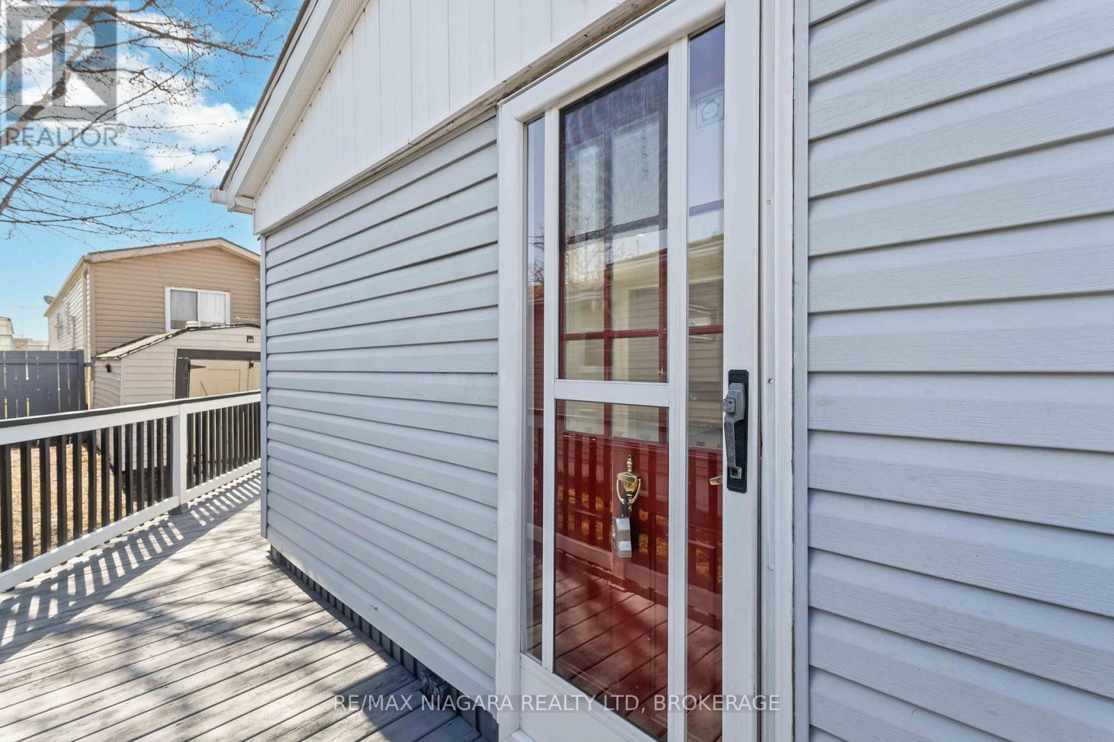21 - 2175 Mewburn Road, Niagara Falls (207 - Casey), Ontario  L2E 6S4 - Photo 4 - X12047624