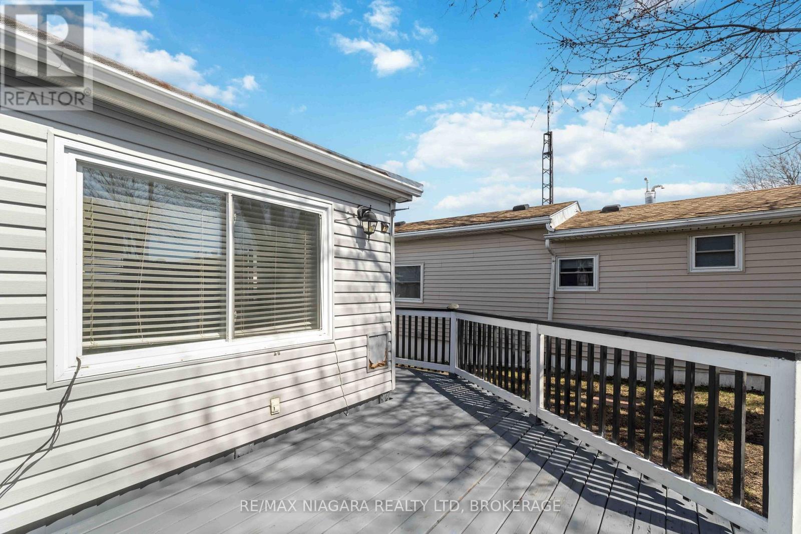 21 - 2175 Mewburn Road, Niagara Falls (207 - Casey), Ontario  L2E 6S4 - Photo 6 - X12047624