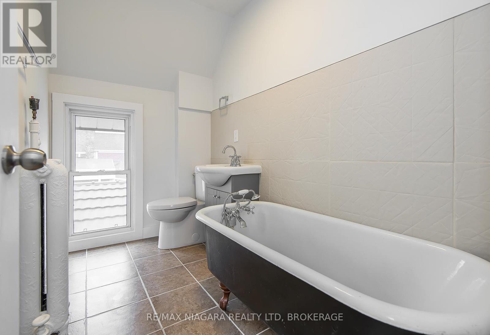 115 West Main Street, Welland (772 - Broadway), Ontario  L3C 4Z8 - Photo 44 - X12049975