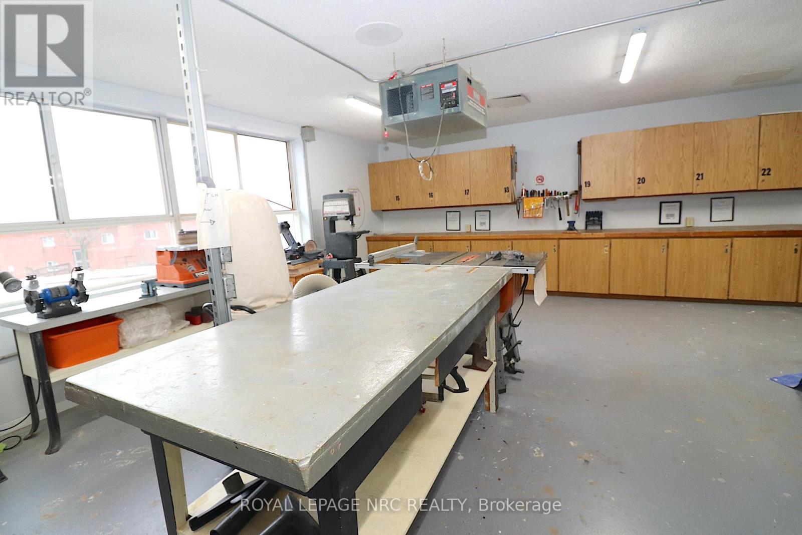 202 - 7 Gale Crescent, St. Catharines (450 - E. Chester), Ontario  L2R 7M8 - Photo 25 - X12052200