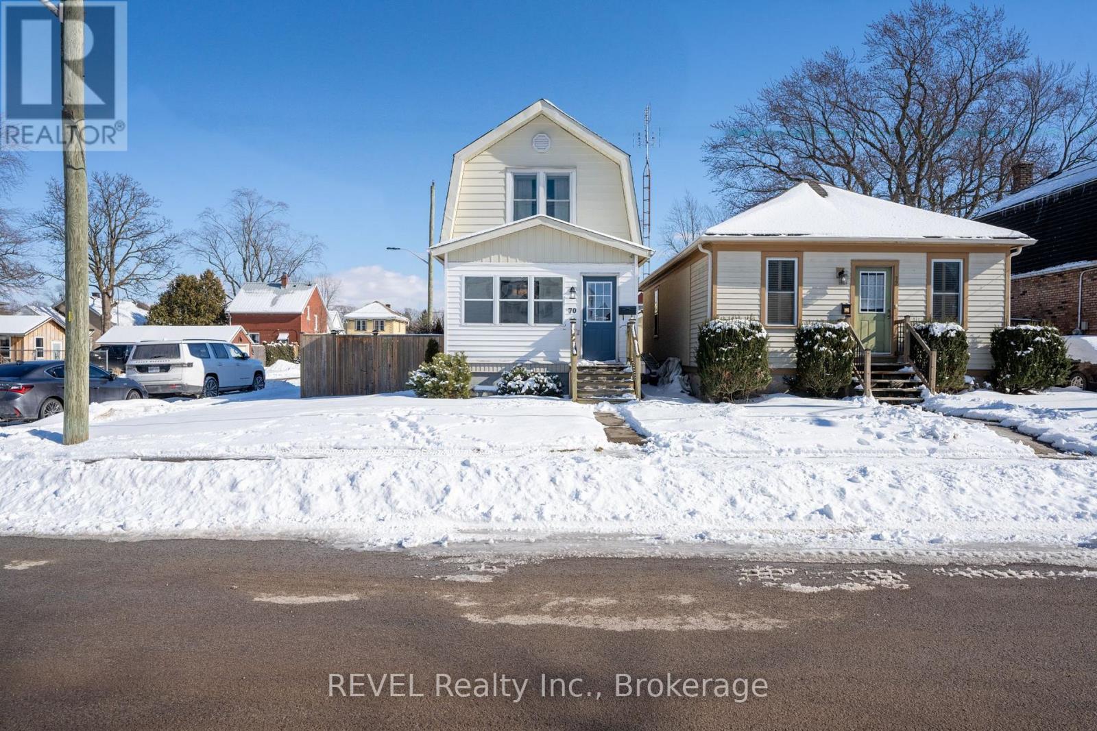 70 OAKLAND AVENUE, welland (772 - broadway), Ontario