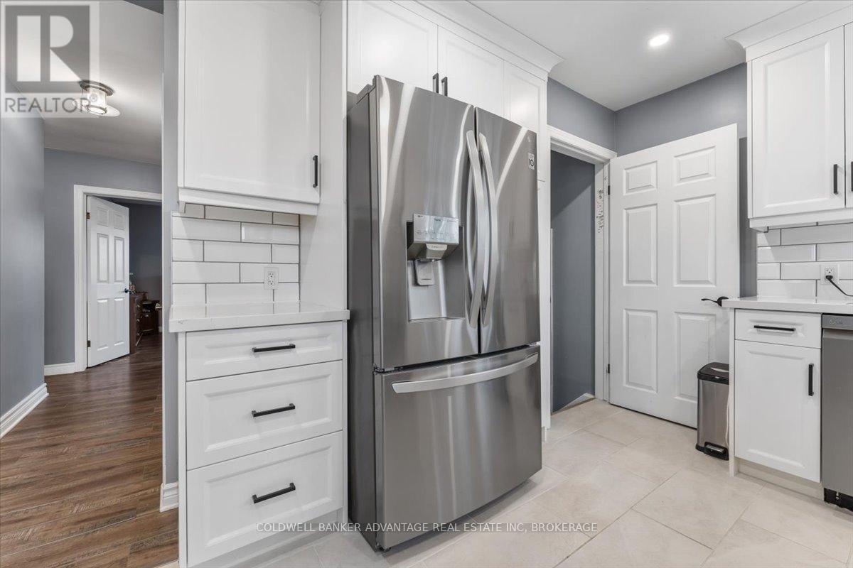 9 Meadowvale Drive, St. Catharines (443 - Lakeport), Ontario  L2N 3Z6 - Photo 13 - X12055441