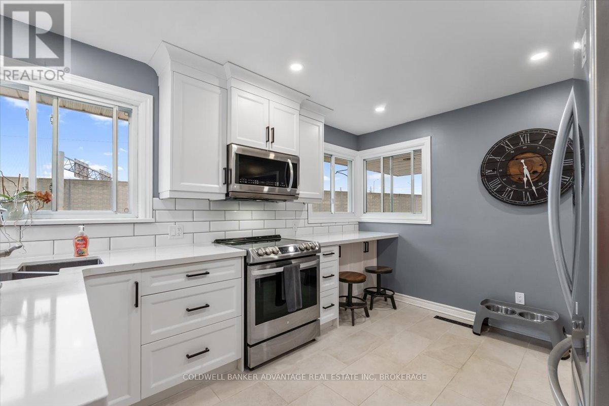 9 Meadowvale Drive, St. Catharines (443 - Lakeport), Ontario  L2N 3Z6 - Photo 15 - X12055441