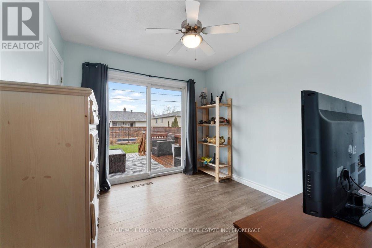 9 Meadowvale Drive, St. Catharines (443 - Lakeport), Ontario  L2N 3Z6 - Photo 21 - X12055441