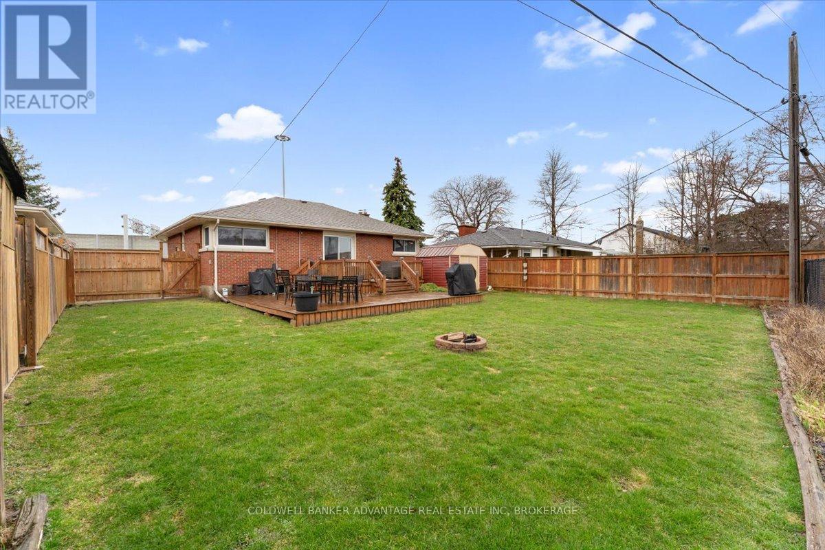9 Meadowvale Drive, St. Catharines (443 - Lakeport), Ontario  L2N 3Z6 - Photo 39 - X12055441