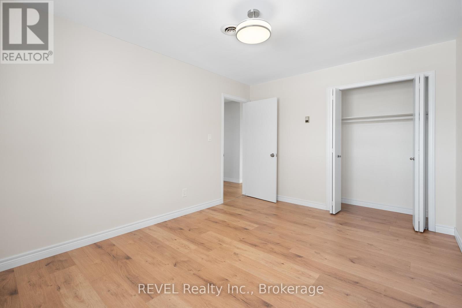 7797 Mulhern Street, Niagara Falls (Ascot), Ontario  L2H 1B6 - Photo 21 - X12055926