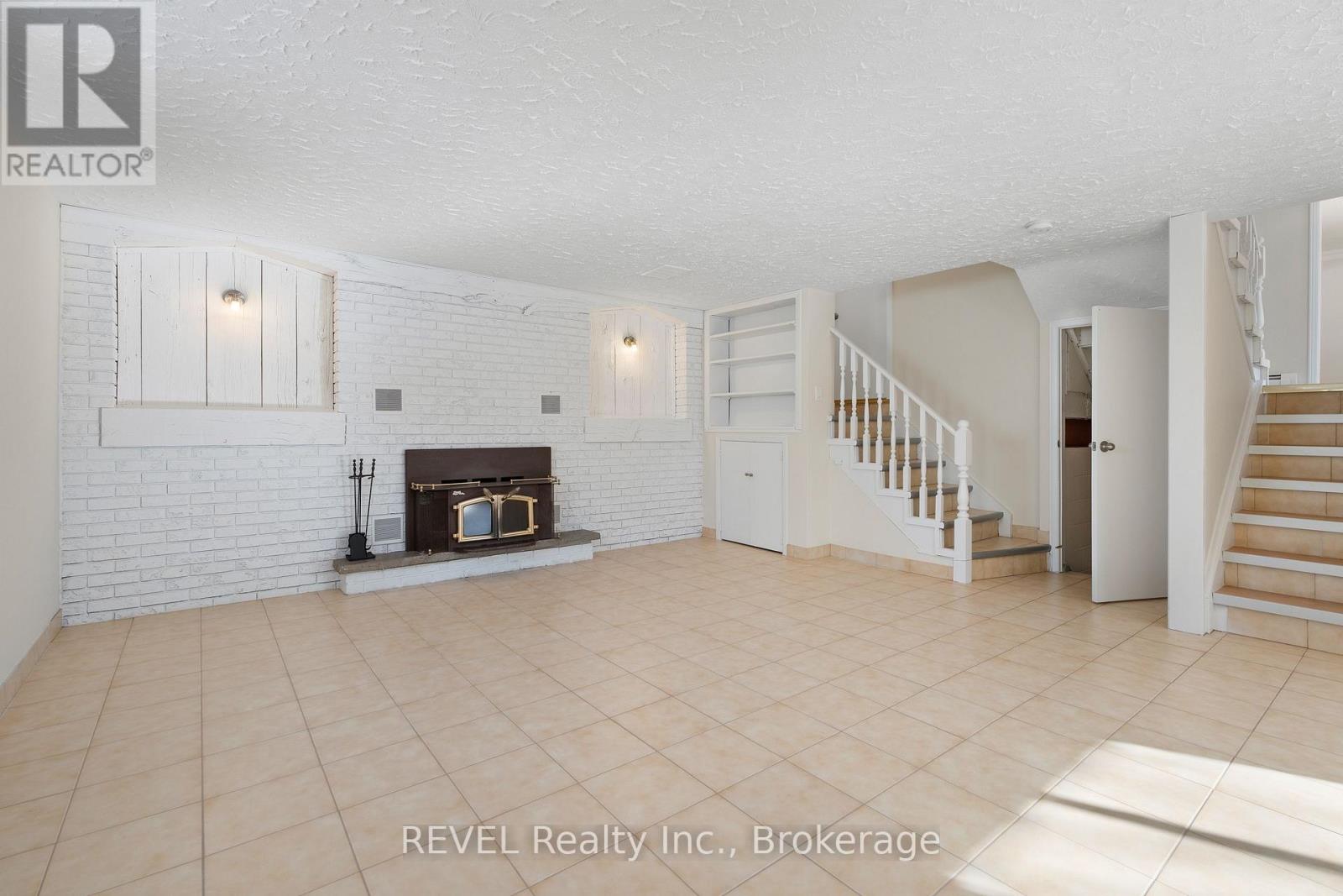 7797 Mulhern Street, Niagara Falls (Ascot), Ontario  L2H 1B6 - Photo 25 - X12055926
