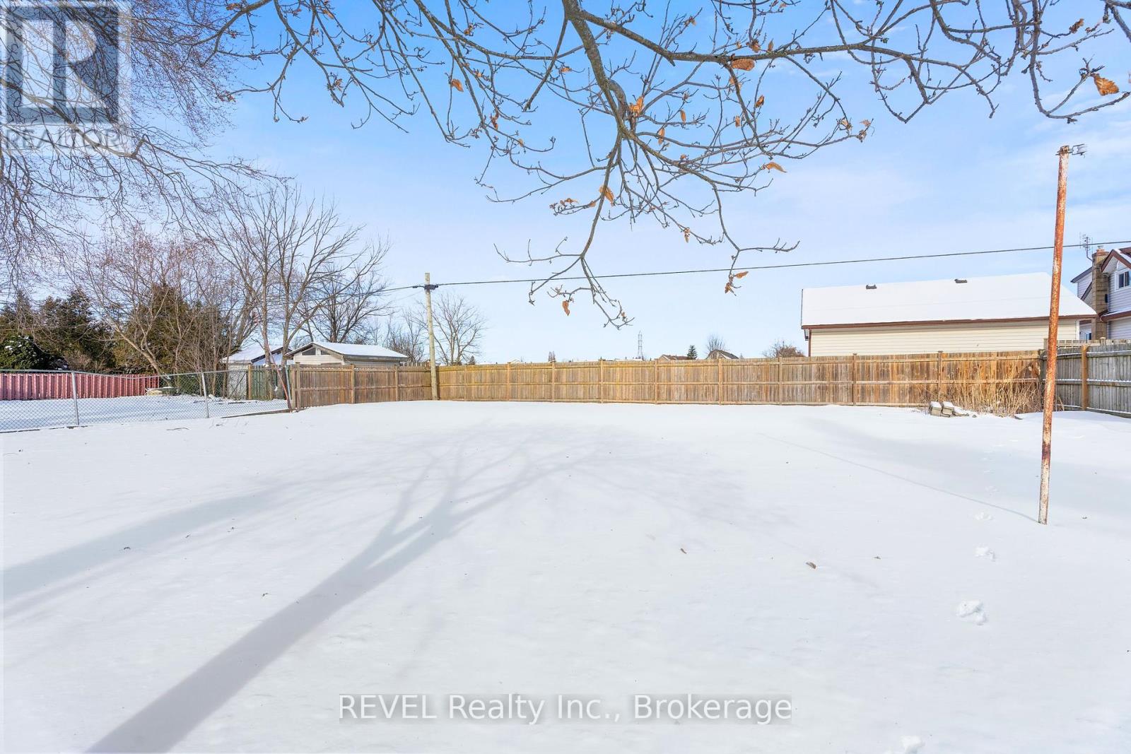 7797 Mulhern Street, Niagara Falls (Ascot), Ontario  L2H 1B6 - Photo 31 - X12055926
