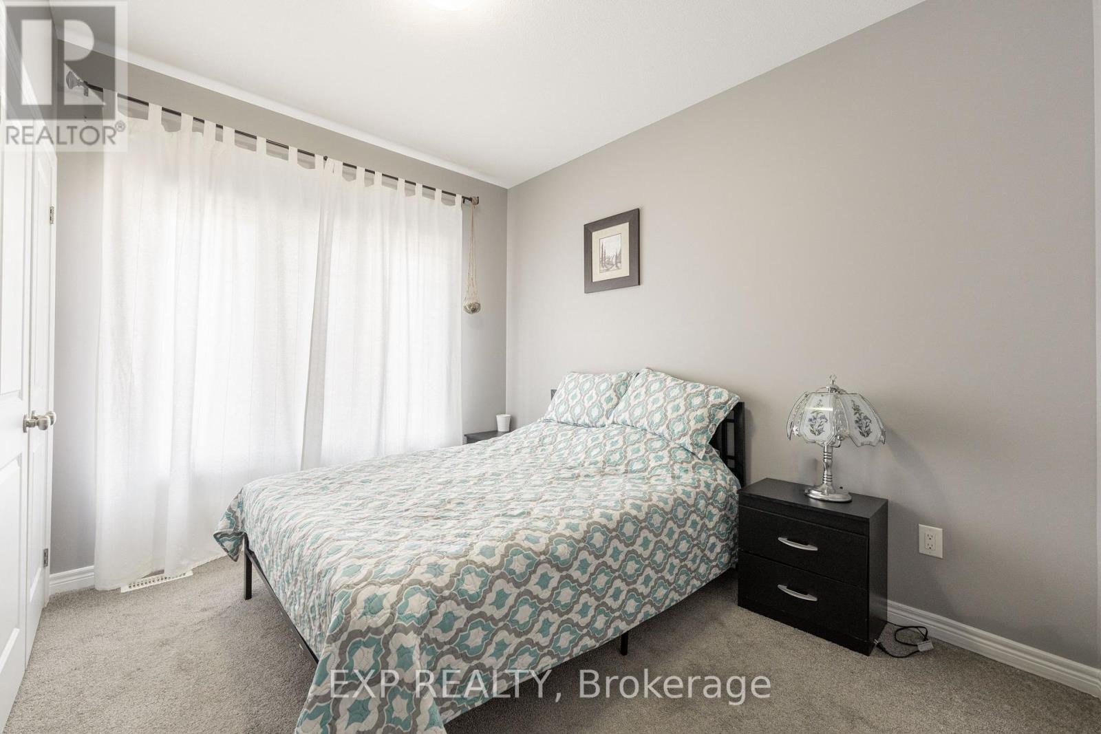 7148 Garner Road, Niagara Falls (219 - Forestview), Ontario  L2E 6S5 - Photo 22 - X12056602