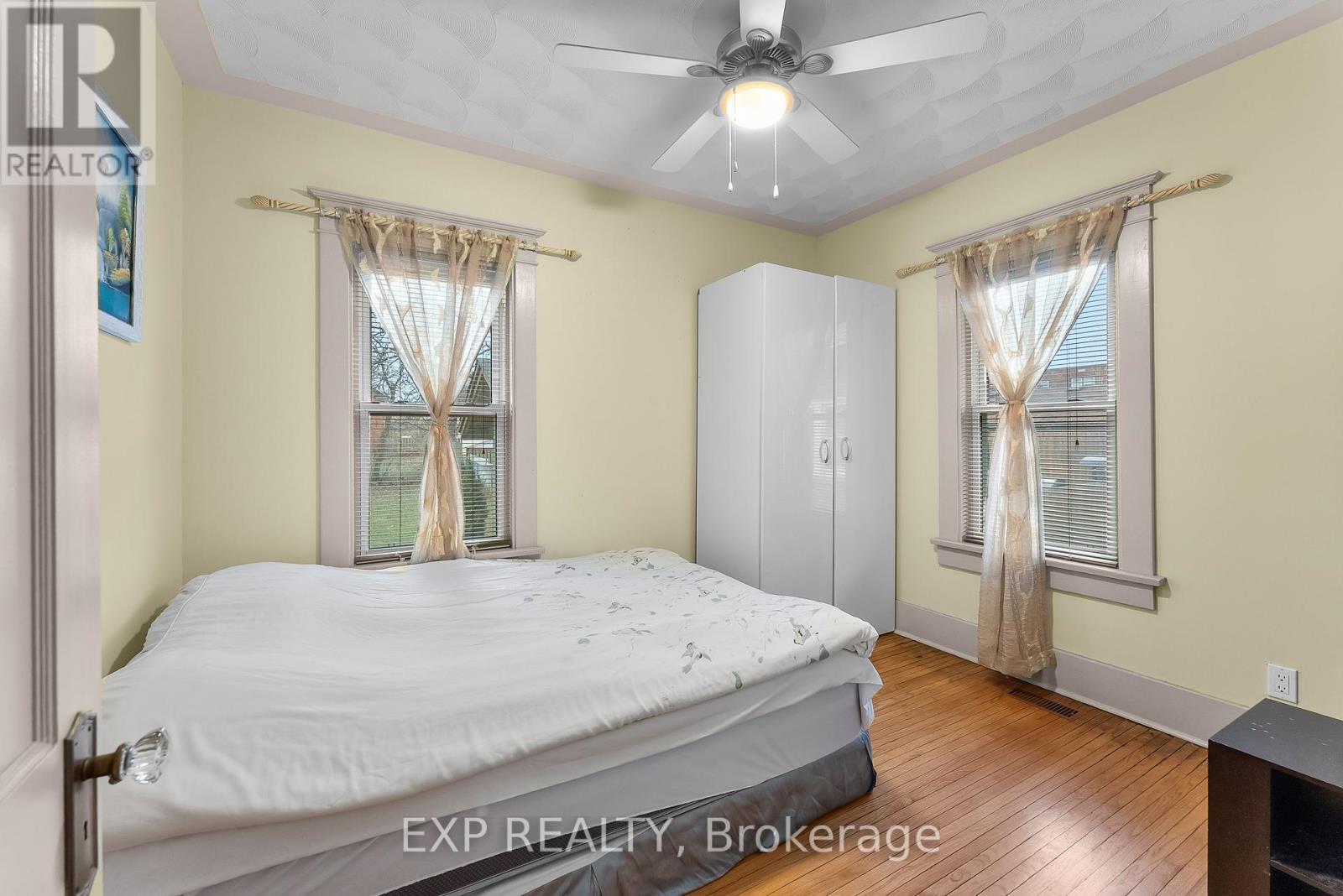 4747 Third Avenue, Niagara Falls (211 - Cherrywood), Ontario  L2E 4L7 - Photo 17 - X12056788