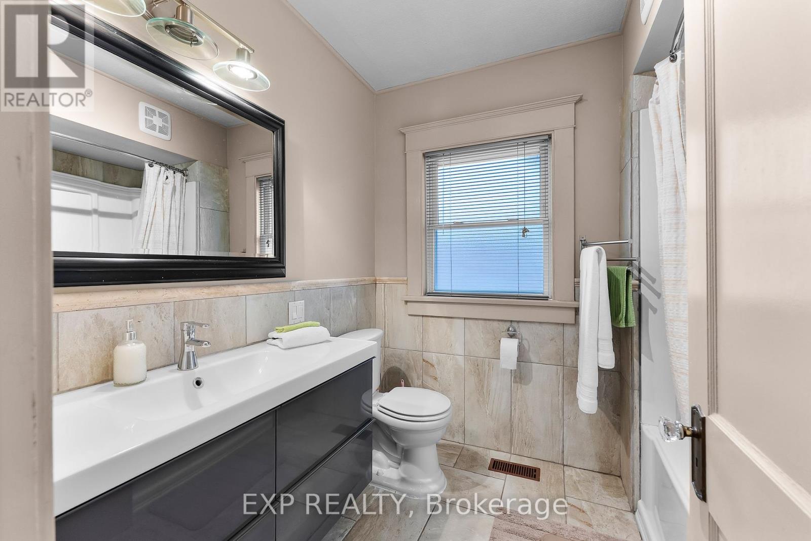 4747 Third Avenue, Niagara Falls (211 - Cherrywood), Ontario  L2E 4L7 - Photo 18 - X12056788