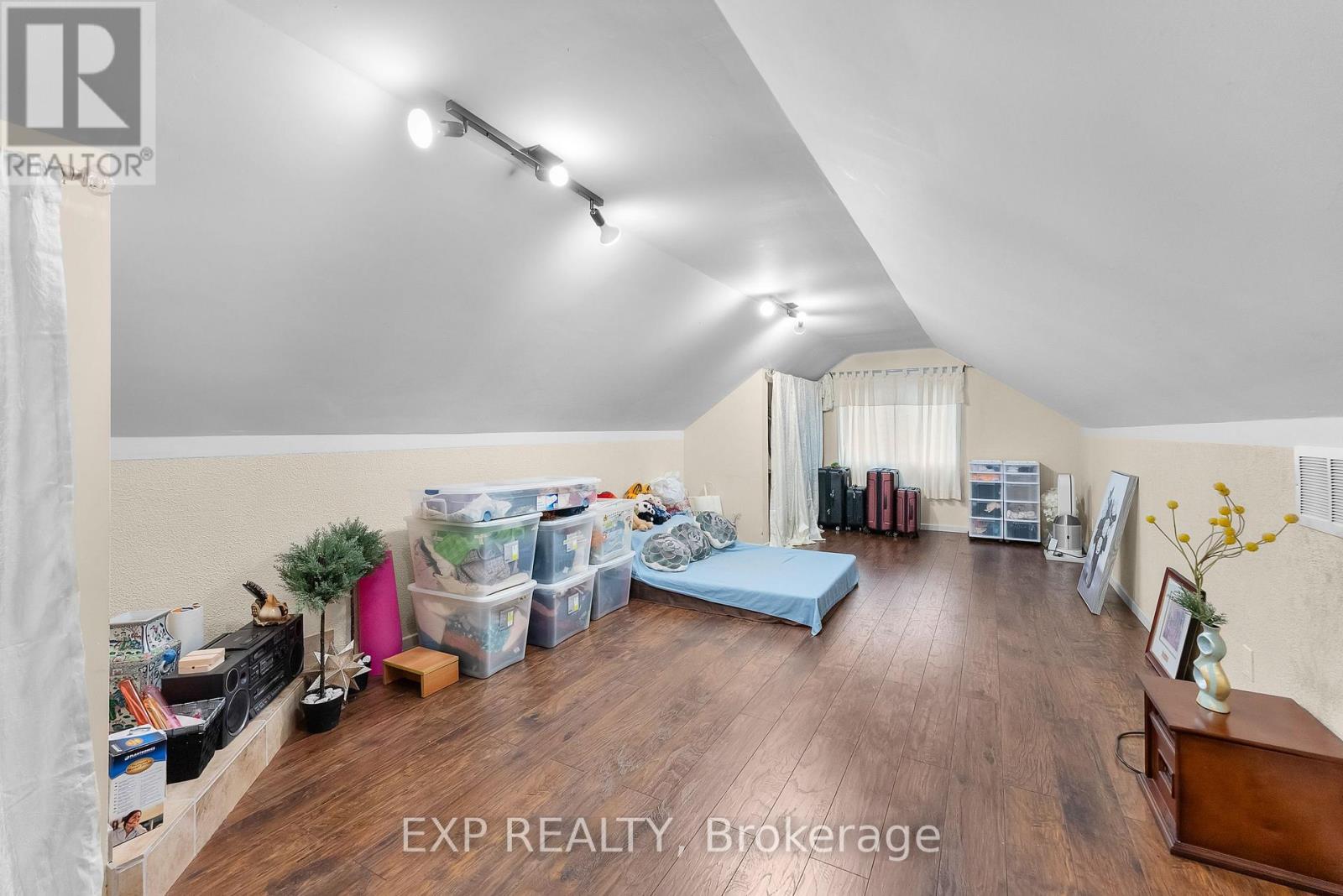 4747 Third Avenue, Niagara Falls (211 - Cherrywood), Ontario  L2E 4L7 - Photo 19 - X12056788