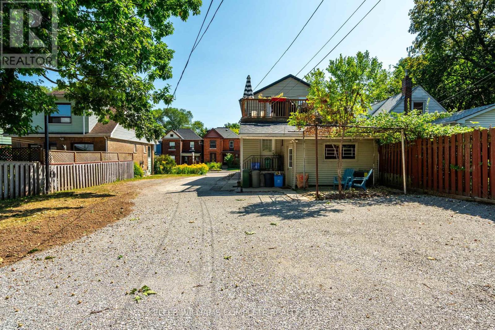 149 Strathcona Avenue N, Hamilton (Strathcona), Ontario  L8R 3C4 - Photo 5 - X12056802