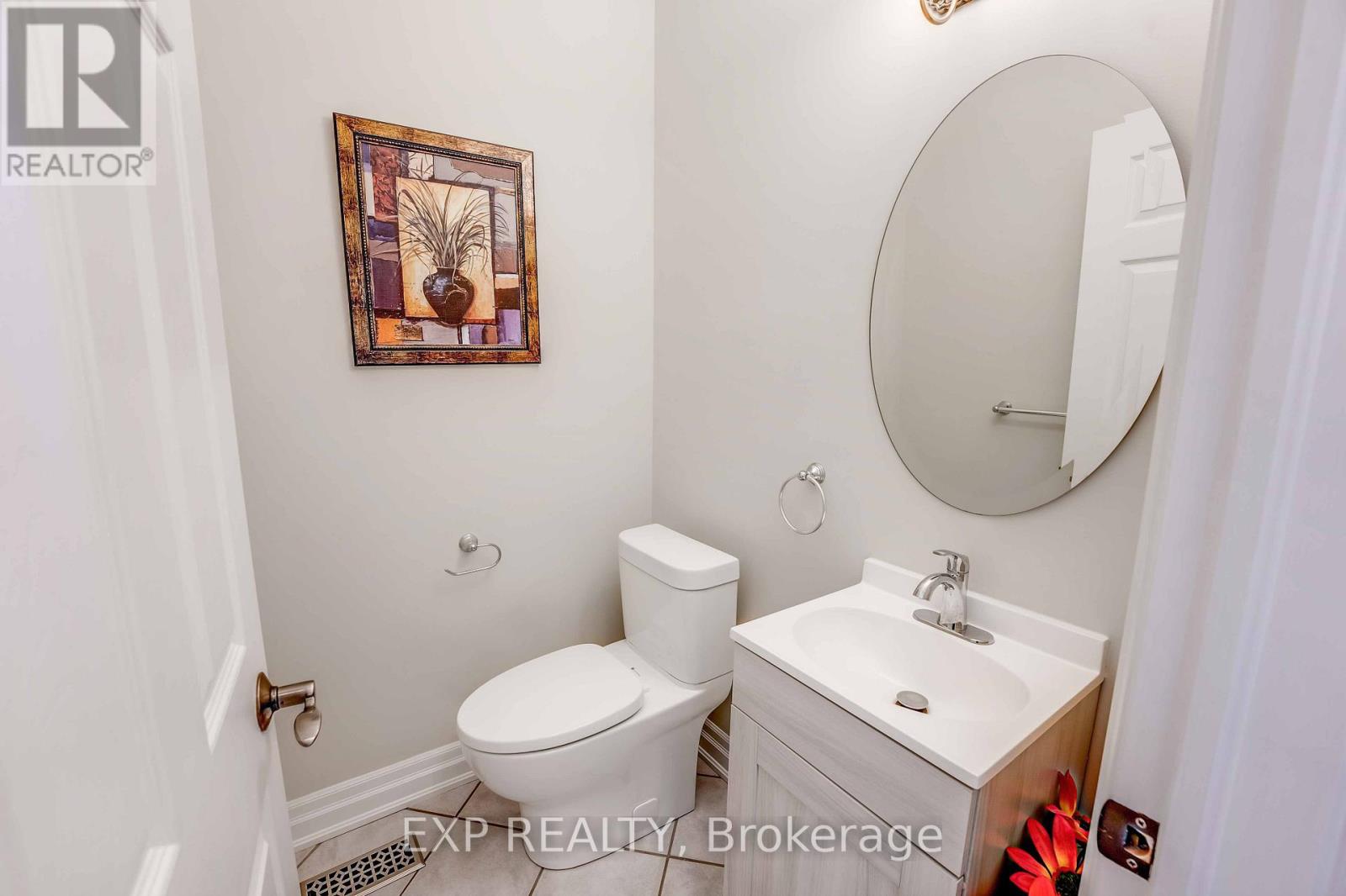 3750 Kalar Road, Niagara Falls (208 - Mt. Carmel), Ontario  L2H 0K2 - Photo 21 - X12057772