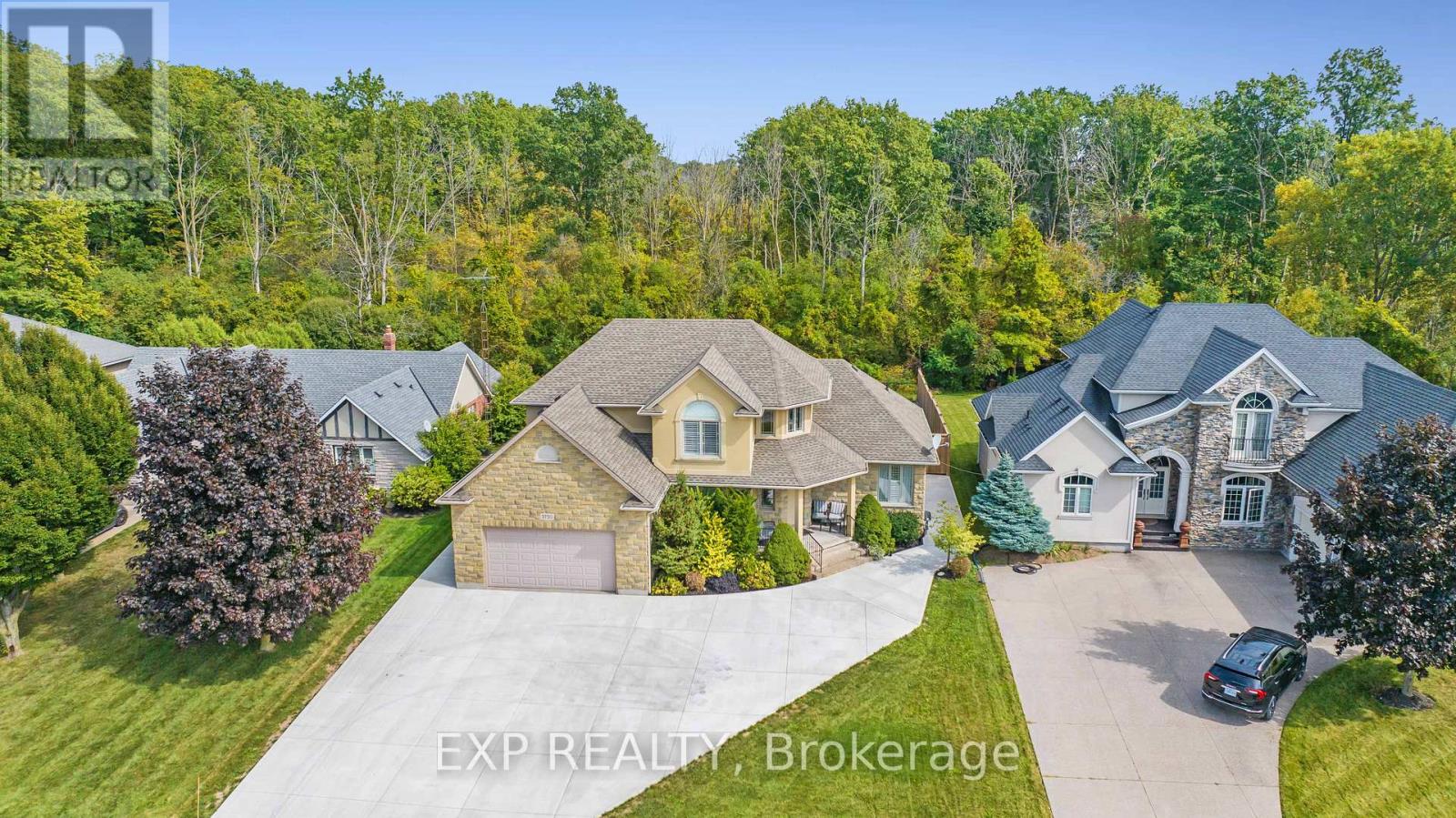 3750 Kalar Road, Niagara Falls (208 - Mt. Carmel), Ontario  L2H 0K2 - Photo 4 - X12057772