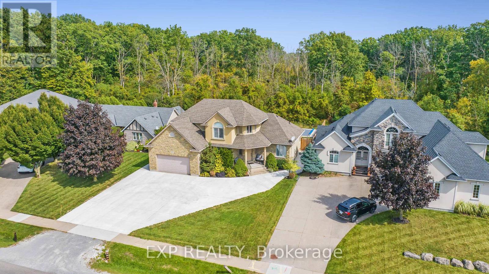 3750 Kalar Road, Niagara Falls (208 - Mt. Carmel), Ontario  L2H 0K2 - Photo 5 - X12057772