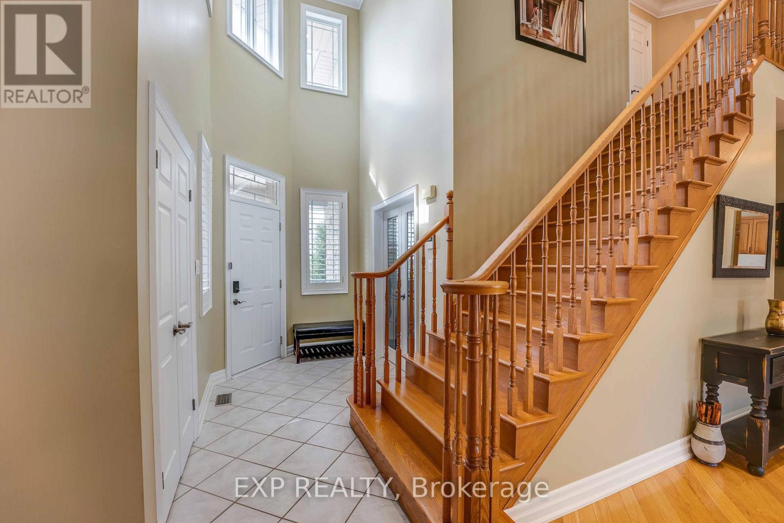 3750 Kalar Road, Niagara Falls (208 - Mt. Carmel), Ontario  L2H 0K2 - Photo 8 - X12057772