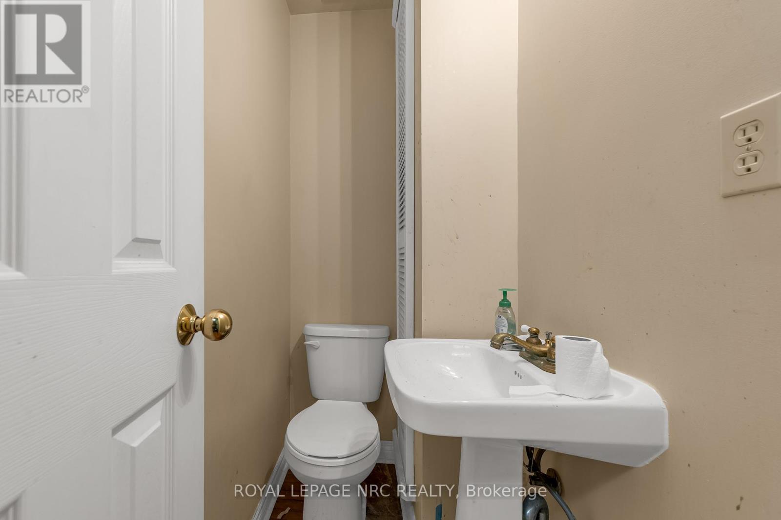 192 Burgar Street, Welland (768 - Welland Downtown), Ontario  L3B 2T4 - Photo 12 - X12060579