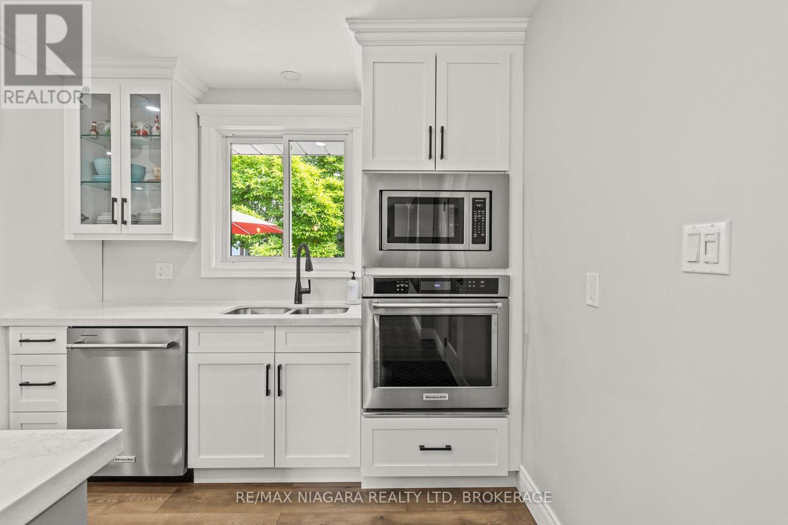 5 Loyalist Court, Niagara-On-The-Lake (101 - Town), Ontario  L0S 1J0 - Photo 16 - X12061401