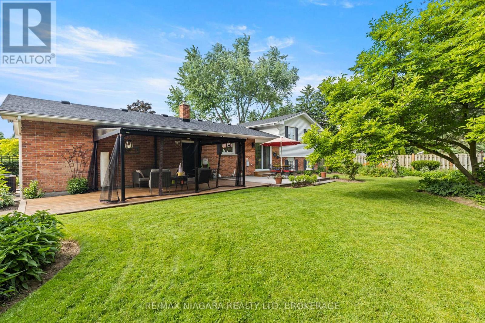 5 Loyalist Court, Niagara-On-The-Lake (101 - Town), Ontario  L0S 1J0 - Photo 34 - X12061401