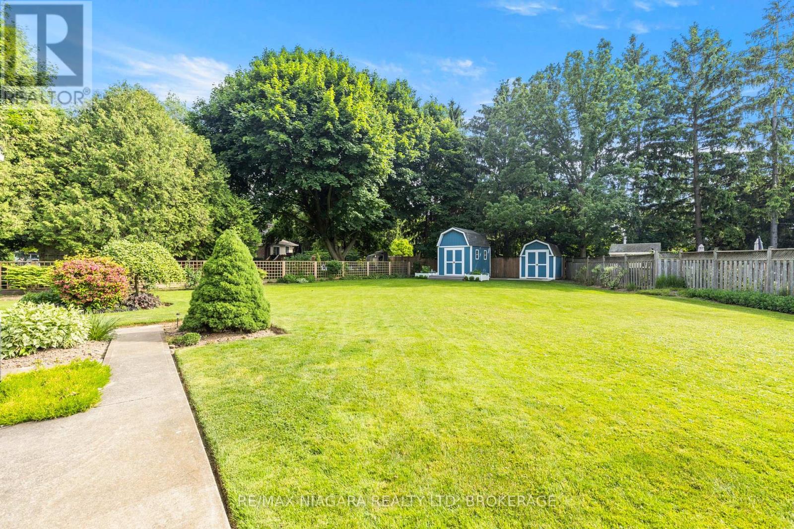 5 Loyalist Court, Niagara-On-The-Lake (101 - Town), Ontario  L0S 1J0 - Photo 41 - X12061401