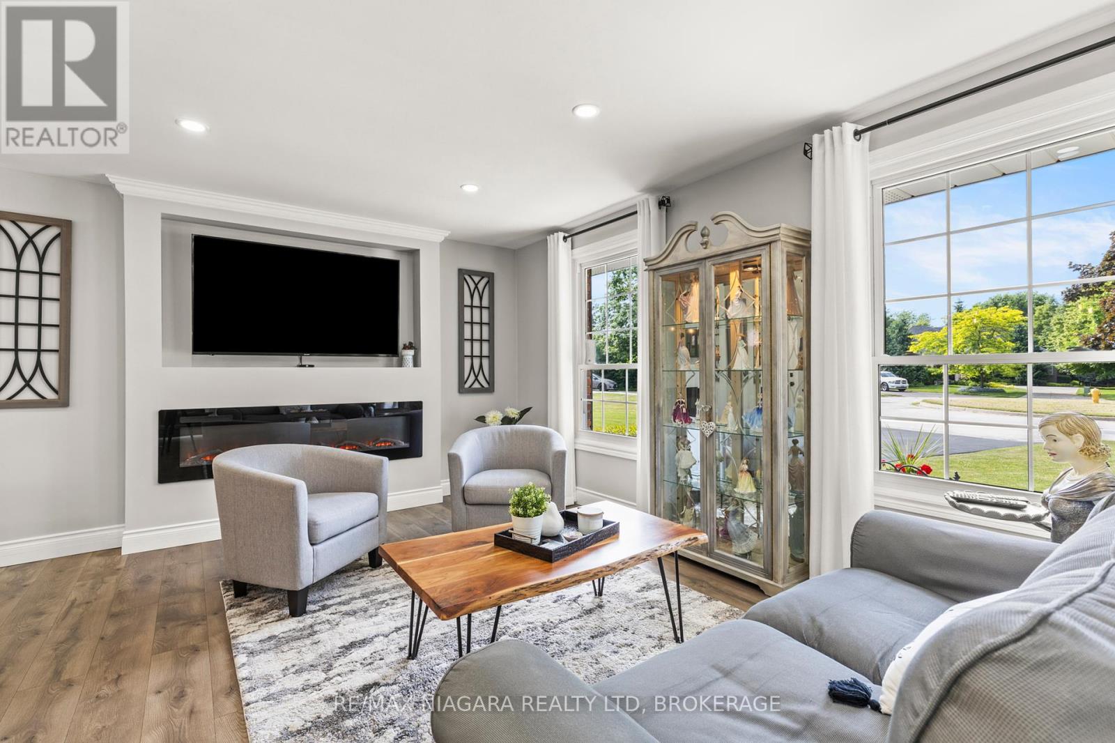 5 Loyalist Court, Niagara-On-The-Lake (101 - Town), Ontario  L0S 1J0 - Photo 6 - X12061401